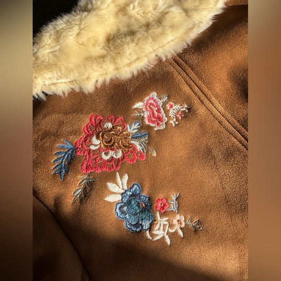 Driftwood Faux Fur and Suede Floral Embroidery Jacket - Picture 3 of 9